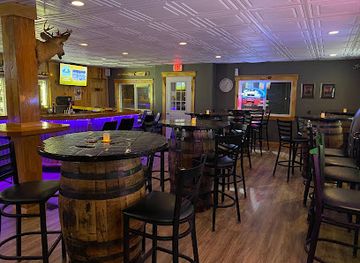 wisconsin/blue-hills/bar/the-crow-s-nest