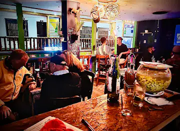 Brujula Food and Drinks