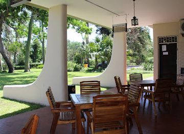mozambique/gorongosa-national-park/bar/restaurant-canavial-mafambisse