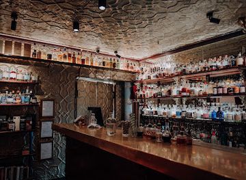 australia/tasmania/bar/gold-bar