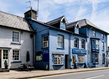 united-kingdom/montgomeryshire/bar/the-castle