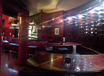 egypt/cairo/heliopolis/bar/ellio-s