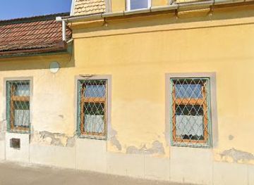 hungary/jaszsag/bar/zold-9