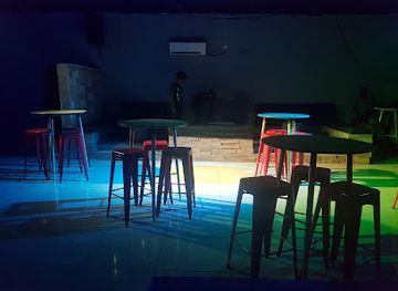 zimbabwe/kariba/bar/bumblebee-night-club