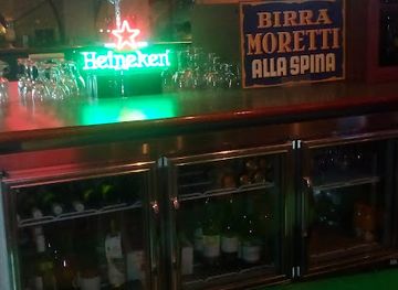 papua-new-guinea/kokoda-track/bar/ozzie-s-bar