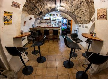 czechia/cesky-krumlov/bar/biker-s-bohemia-bar