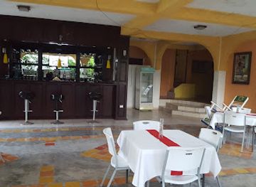 haiti/grand-anse/bar/kanp-inn-bar-and-grill