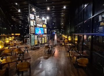 sri-lanka/nuwara-eliya/bar/the-sackville