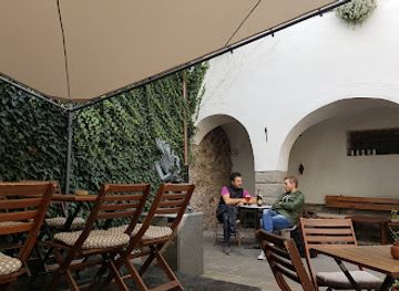 slovenia/styria/bar/cajnica-pec