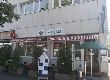 austria/linz/urfahr/bar/charly-s-essen-und-trinken