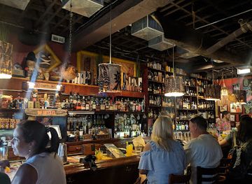 ohio/cleveland/ohio-city/bar/porco-lounge-tiki-room