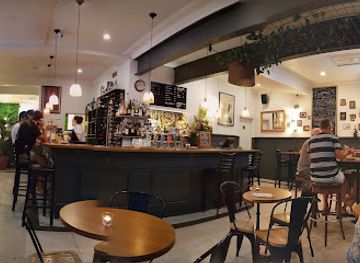 australia/south-west/bar/the-montague-hotel