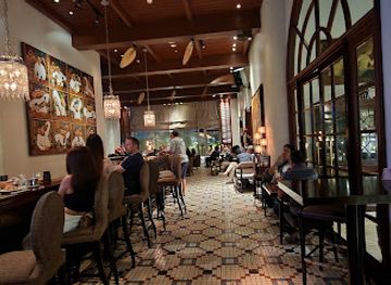 philippines/luzon/bar/long-bar