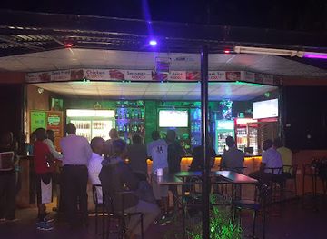 uganda/acholi/bar/sideline-bar