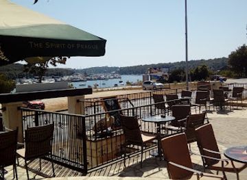 croatia/pula/bar/caffe-coctail-bar-actors-studio