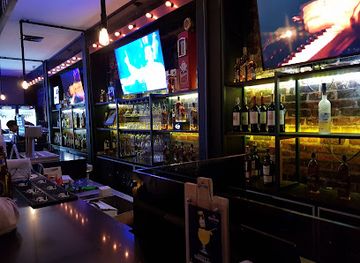 honduras/san-pedro-sula/bar/angus-rocks-bar-restaurant-pub