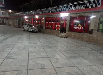 pakistan/naran/bar/the-pizza-art