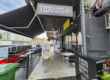 singapore/ang-mo-kio/bar/two-whisky-bottles-twb-pizza-bar
