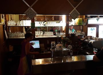 slovenia/postojna/bar/bar-pod-smreko