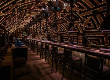 thailand/chao-phraya-river-basin/bar/lost-found