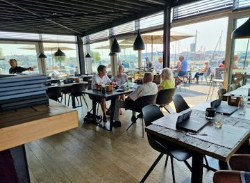 belgium/zeebrugge/bar/ona-by-t-werftje