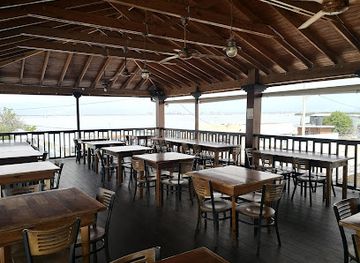 jamaica/kingston/port-royal/bar/gloria-s