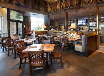 california/napa-valley/bar/norman-rose-tavern