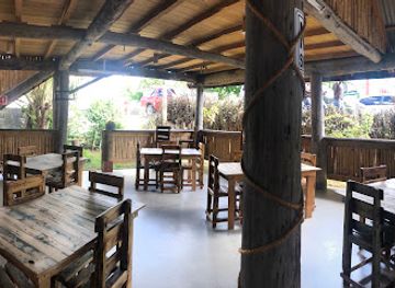 dominica/purple-turtle-beach/bar/soursop-bar-grill