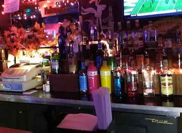 new-york/north-country/bar/ma-barker-s-tavern
