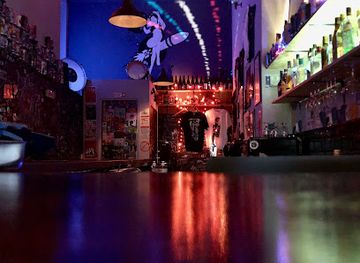 greece/athens/koukaki/bar/strakastruka