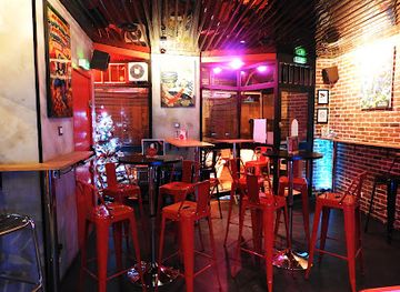 france/rouen/quartier-saint-maclou/bar/milk