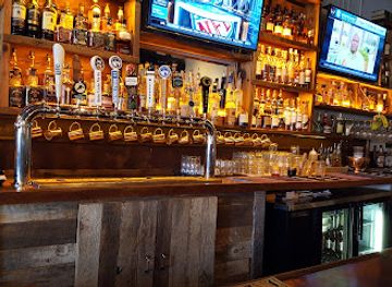 tennessee/johnson-city/bar/label-restaurant