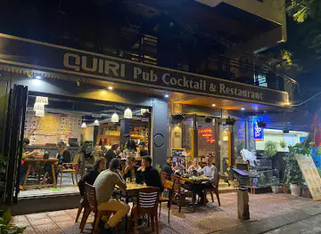 Quiri Pub Cocktail & Restaurant