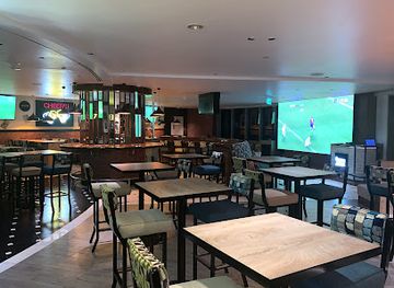 qatar/doha/bar/brewskis-and-grub