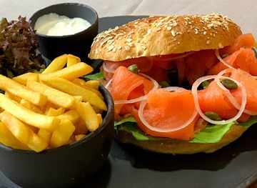 united-arab-emirates/fujairah-beach/bar/joe-s-sports-bar