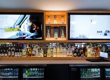 illinois/schaumburg/bar/shuffle-s-north-the-ultimate-sports-gaming-bar