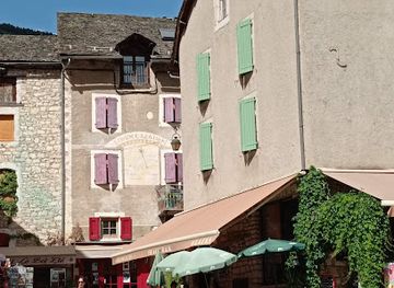 france/tarn-gorges/bar/bar-de-la-digue