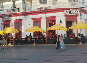 chile/iquique/bar/hell-street-bar