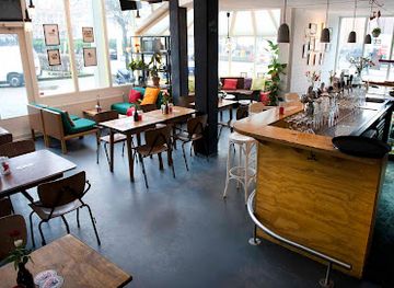 netherlands/amsterdam/de-pijp/bar/tolbar