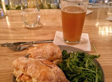 massachusetts/mount-greylock-state-reservation/bar/methuselah-bar-and-lounge