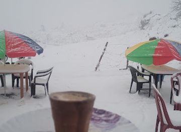 india/valley-of-flowers-national-park/bar/auli-winter-camp-valleyofflower-in