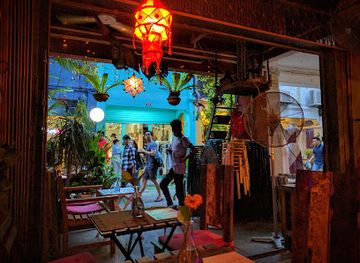 singapore/kampong-glam/bar/going-om