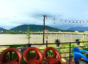 nepal/chitwan-valley/bar/ahuna