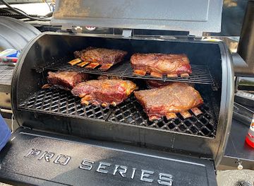 south-dakota/bear-butte-state-park/bar/legendary-larry-s-vip-lounge