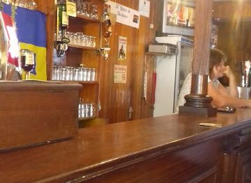 ireland/county-tipperary/bar/ollie-s-bar