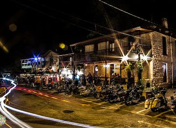 Pied Piper Pub & Inn and The Cat House Lounge
