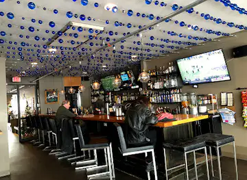 Moseley's Rooftop Bar
