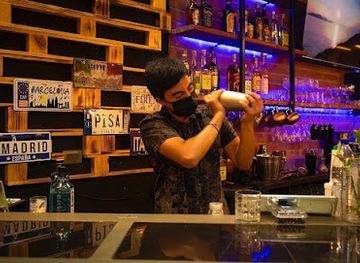 chile/arica/bar/veinte-veinte