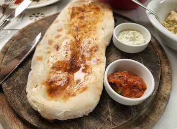 israel/nazareth/bar/oud-restaurant