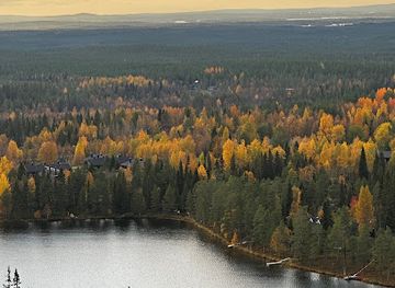 finland/karhunkierros-trail/bar/ruka-pedestrian-village